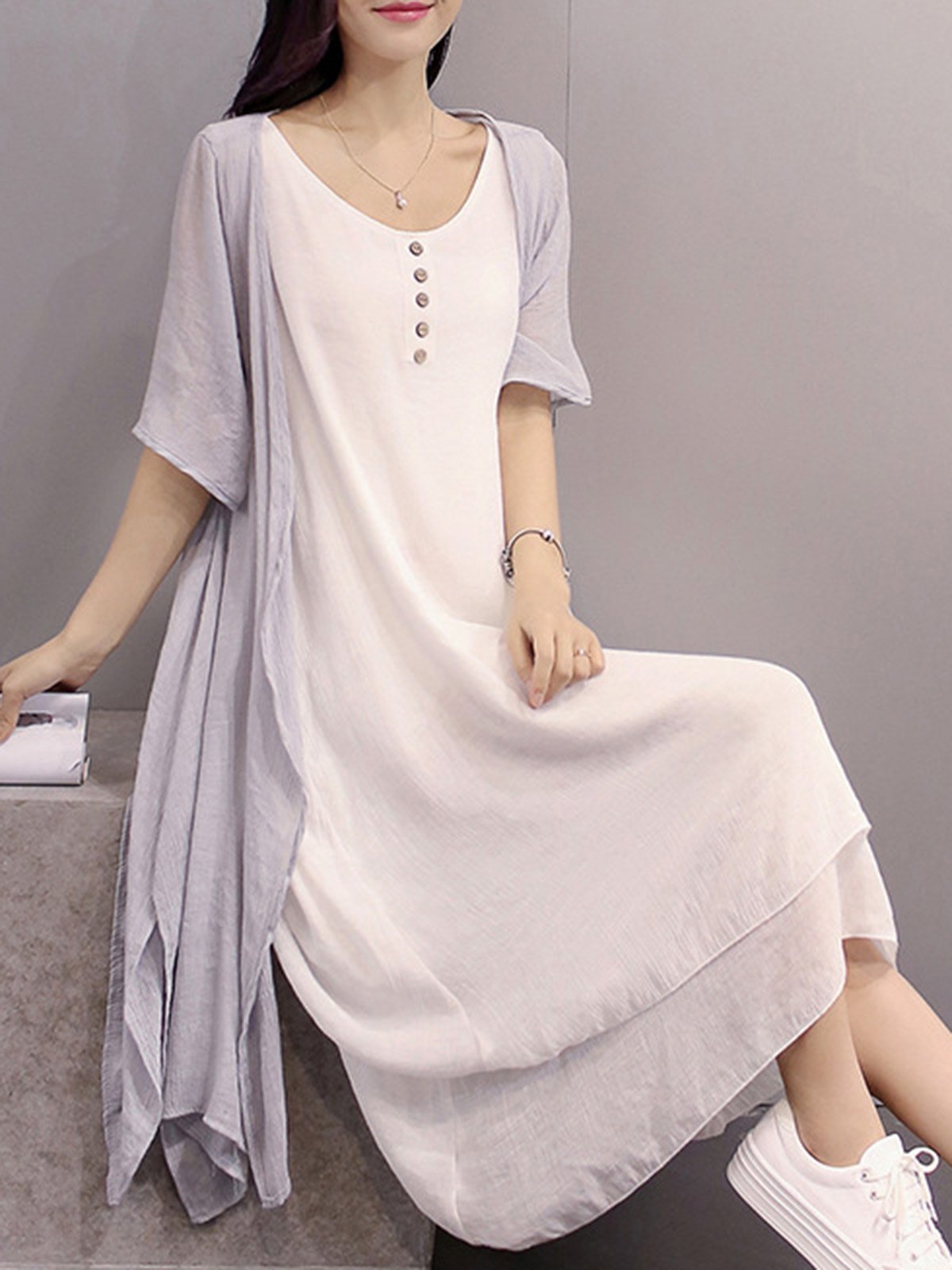Casual Solid Buttoned Round Neck Half Sleeve Casual Dress