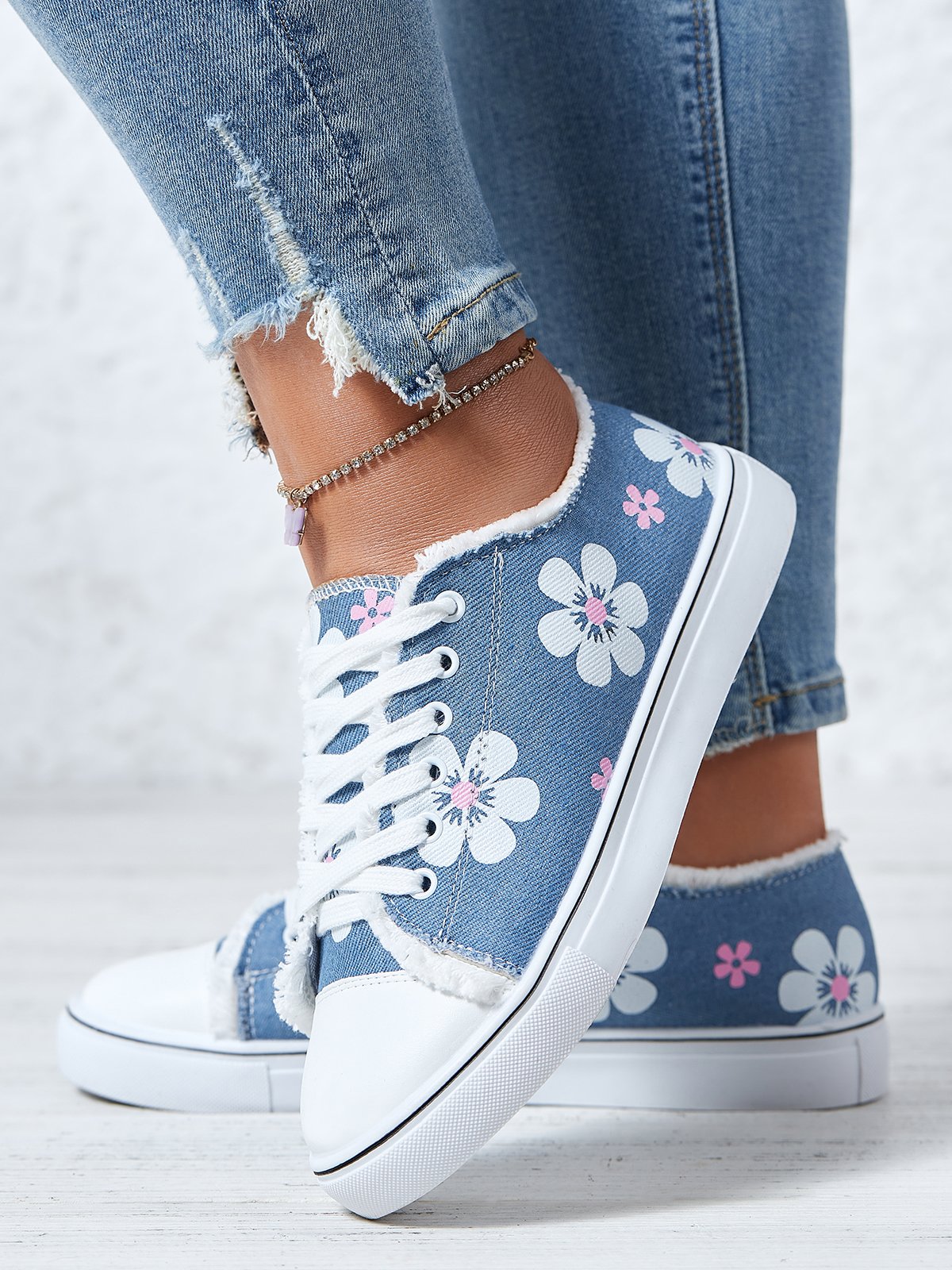 All Season Sneakers