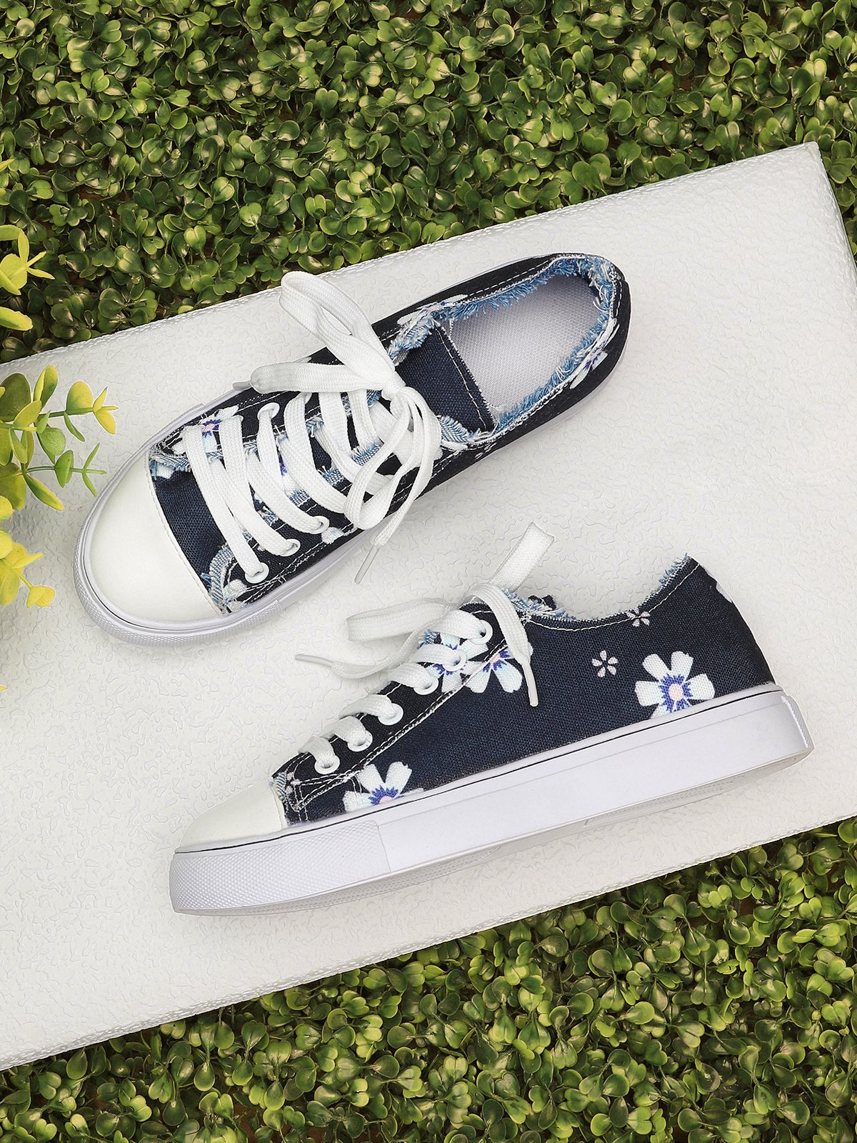 All Season Sneakers