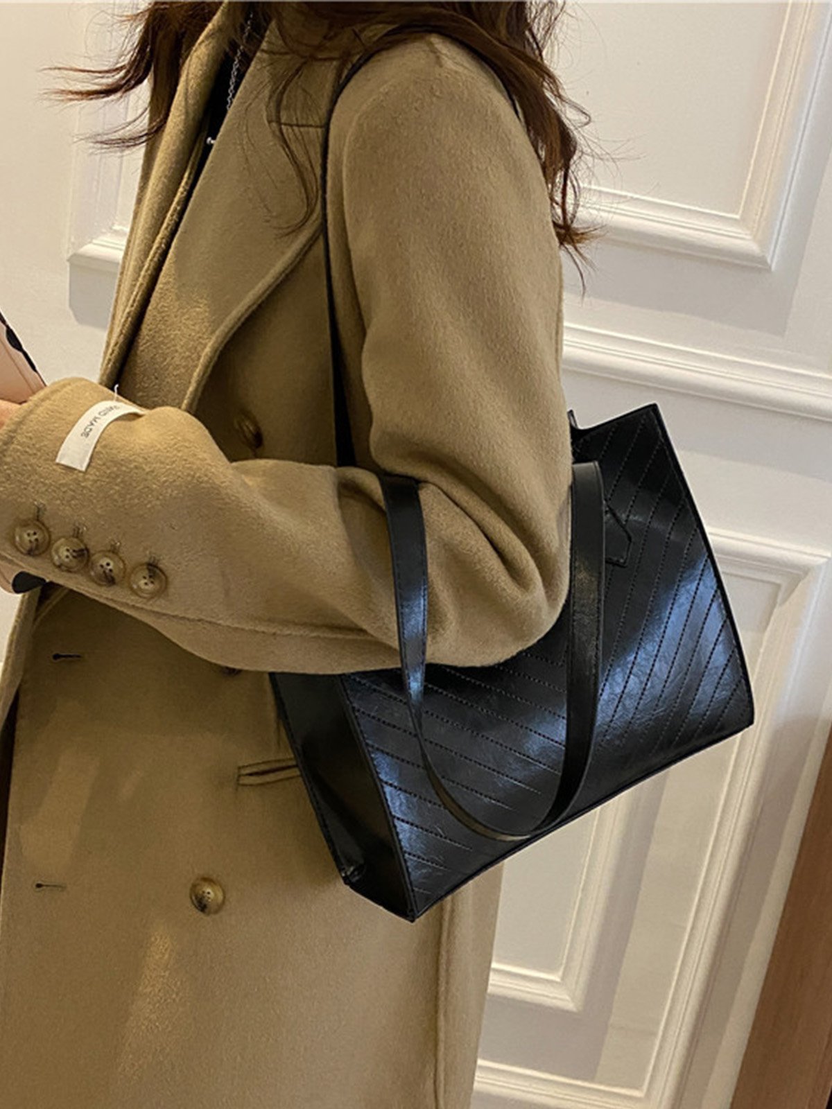 Vintage Magnetic Women's Bags