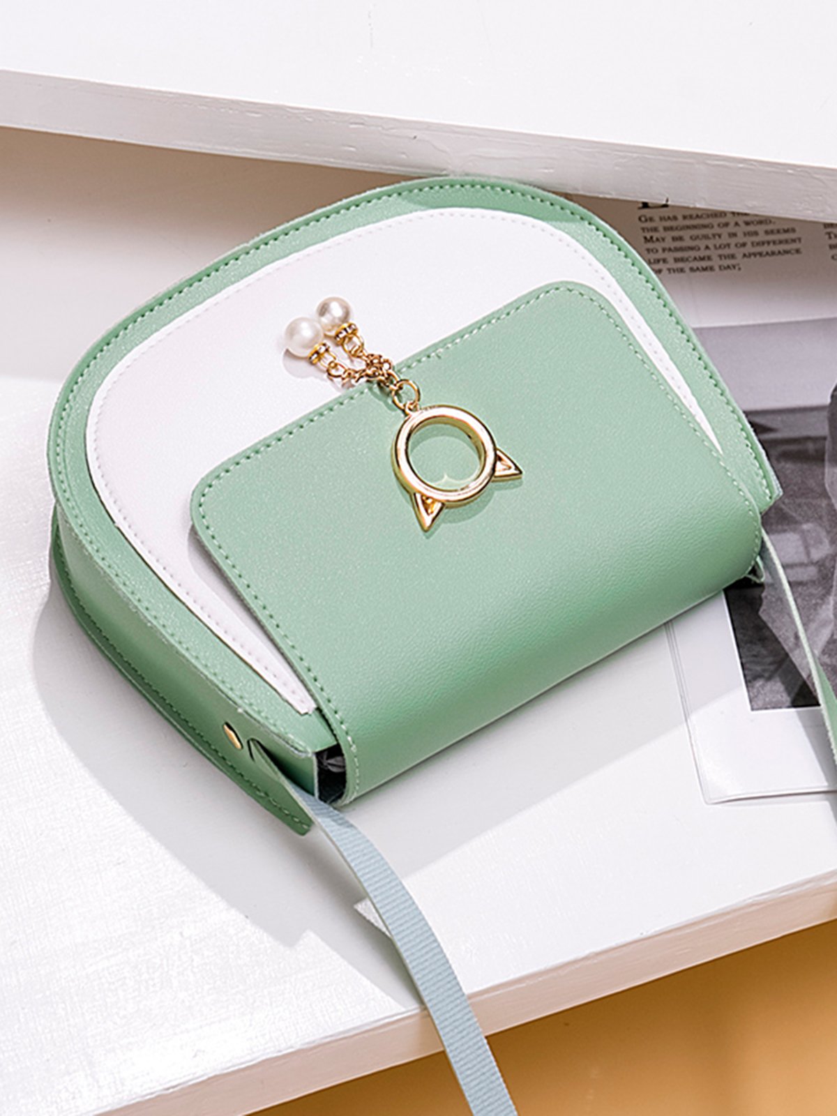 Magnetic Women's Bags