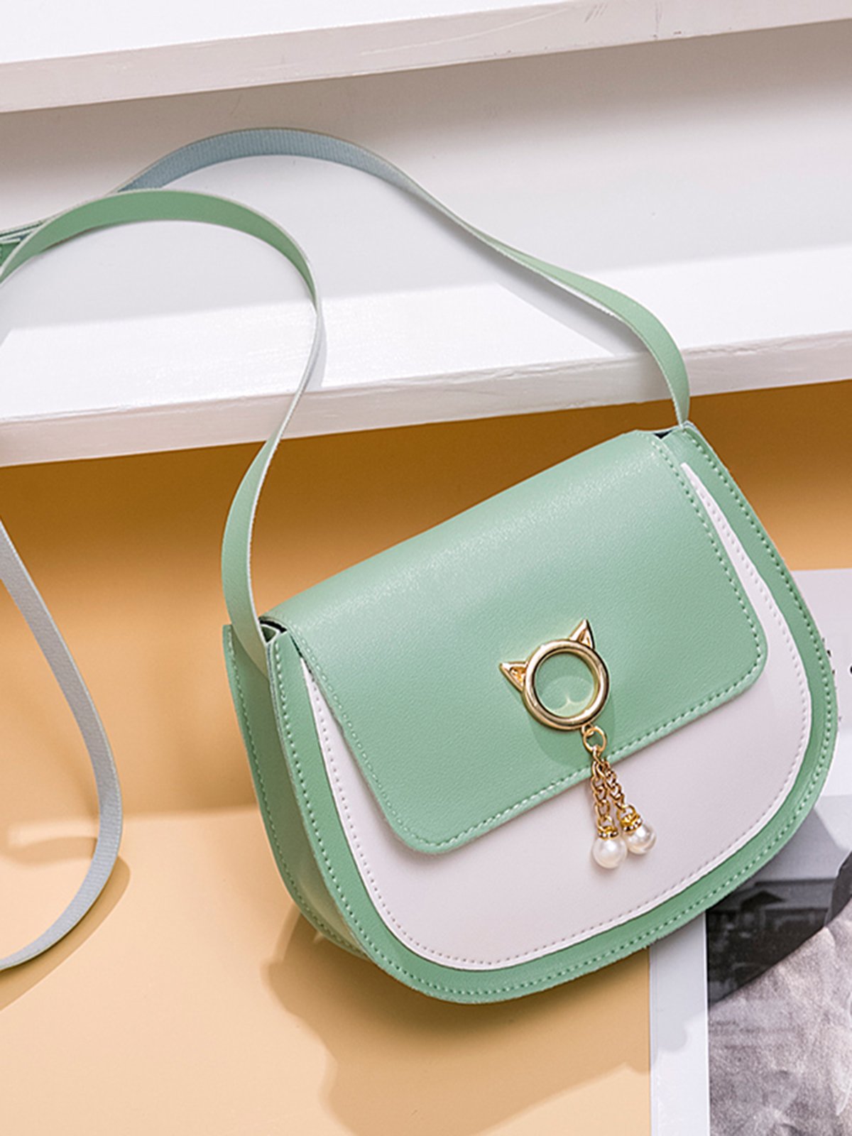 Magnetic Women's Bags