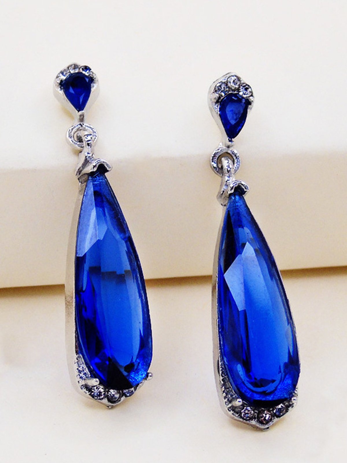 Luxurious Blue Jewel Drop Earrings