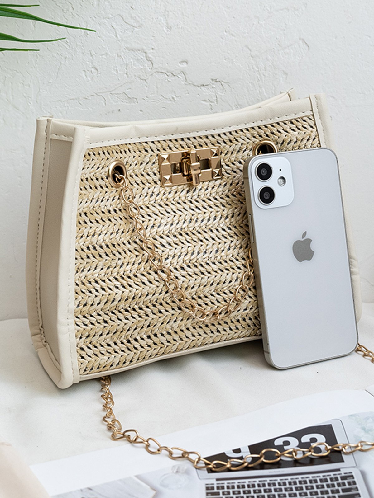 Vacation Twist Lock Women's Bags