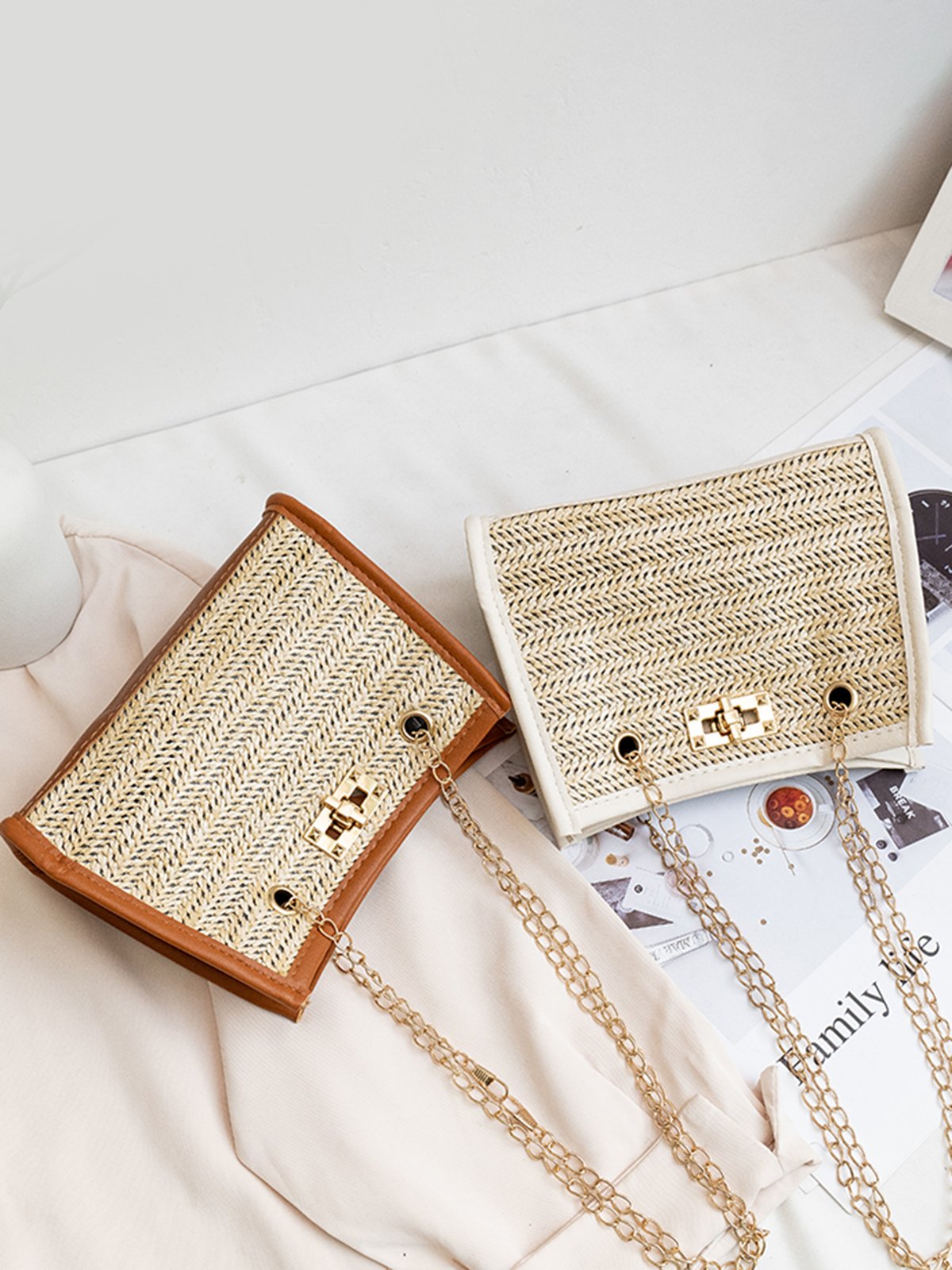 Vacation Twist Lock Women's Bags