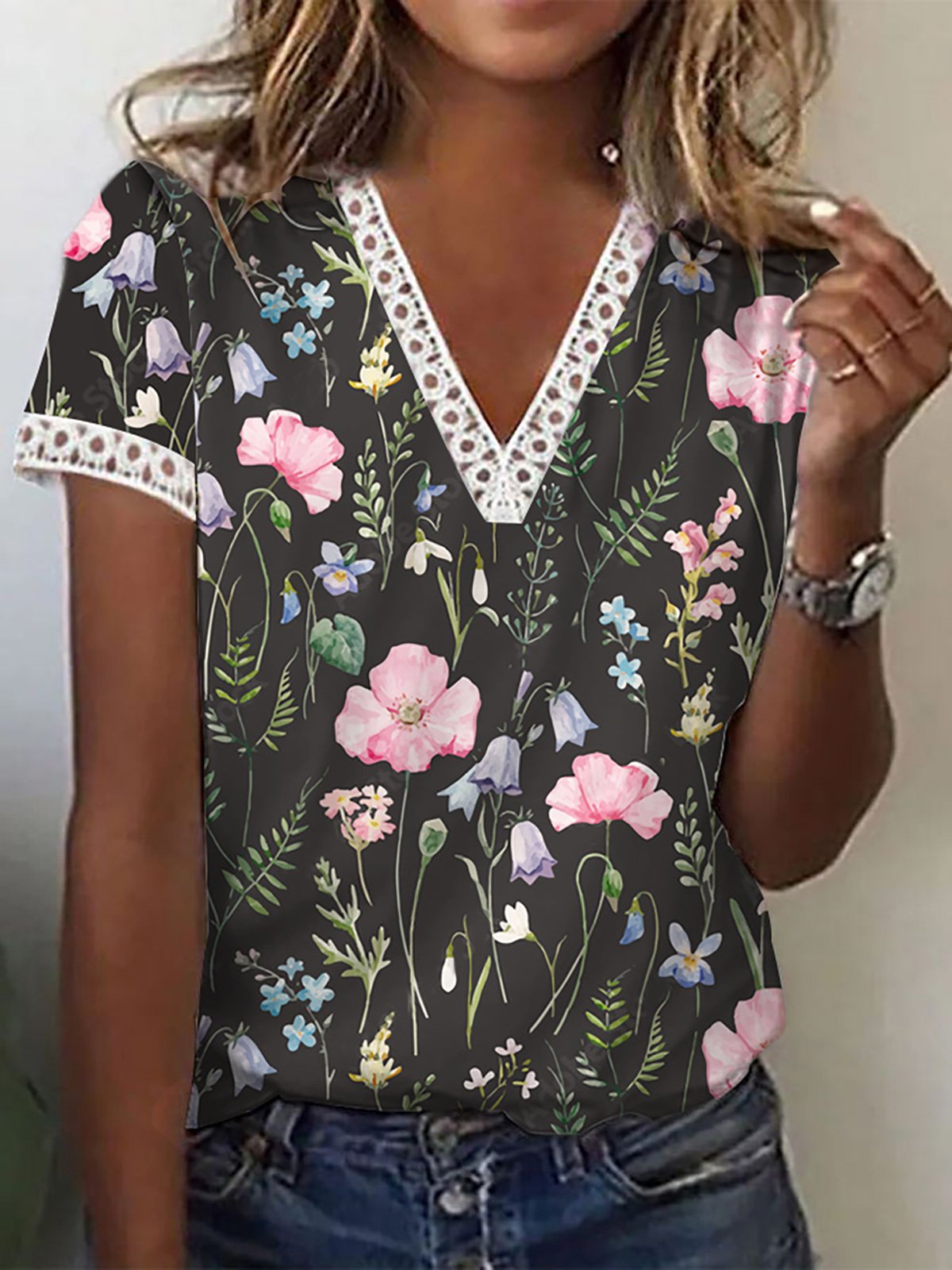 V Neck Regular Fit Floral Shirt & Blouses